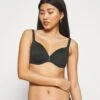 Chantelle Chic Essential Spacer - Beugel Bh - Schwarz -Dameskledingwinkel 0676f171d0654ae7a76b82d19009b406