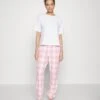 Anna Field Pyjama - Pink 2 Anna Field Pyjama - Pink -Dameskledingwinkel 16f8cb35c9f14637b3276b473b9edb20