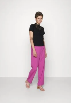 Mos Mosh Leia Pant - Broek - Vivid Viola 13 Mos Mosh Leia Pant - Broek - Vivid Viola -Dameskledingwinkel 1b01ecb72a414d1cb9ebe690305bc88e