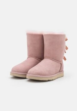Ugg Bailey Bow - Korte Laarzen - Rose Grey -Dameskledingwinkel 31b3073874a8413cbd74807b209ee6c1