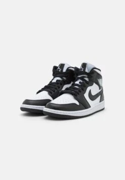 Wmns Air Jordan 1 Mid 365 - Sneakers Hoog - White/Black -Dameskledingwinkel 3d1a92d9bc554e8184cc8eac92a2a0e6