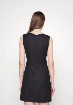 MAX & Co. Newyork - Etui-Jurk - Black 10 MAX & Co. Newyork - Etui-Jurk - Black -Dameskledingwinkel 40392091a3d74bcebd6472ea8fbec2ce