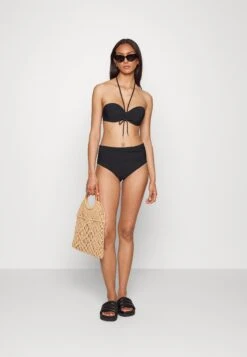 Chantelle Inspire Taillenslip - Bikinibroekje - Schwarz 9 Chantelle Inspire Taillenslip - Bikinibroekje - Schwarz -Dameskledingwinkel 475bdd26c4e64972b5075527d45e4a94