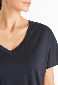 HANRO Laura - Nachtjapon - Midnight -Dameskledingwinkel 47e9bc2a264f44a48a6bb6016c9c1bd5