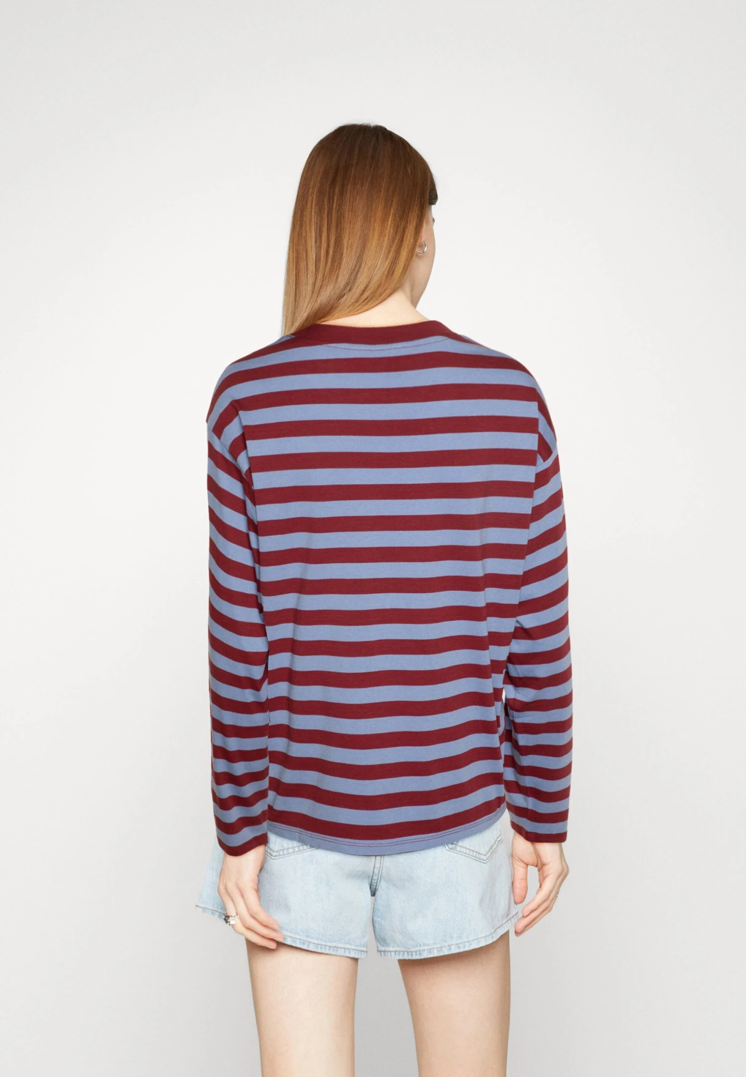 Monki Longsleeve - Dark Red/Blue 5 Monki Longsleeve - Dark Red/Blue - Afbeelding 3