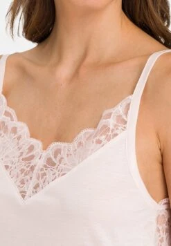 HANRO Mae - Nachtjapon - Bonbon -Dameskledingwinkel 4cc95f161d974e12a26e7ad8ab9a593f