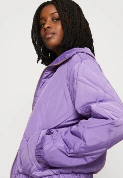 Noisy May Ziggy Quilt - Bomberjacks - Paisley Purple 11 Noisy May Ziggy Quilt - Bomberjacks - Paisley Purple -Dameskledingwinkel 604481d441104a38af6d6f550ca6ac93