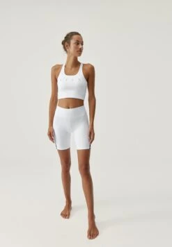 Born Living Yoga Daira - Sport-Bh Met Light Support - White -Dameskledingwinkel 780a21c044cc4f96bb264ae22ff04444