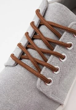 Pier One Unisex - Sneakers Laag - Light Grey -Dameskledingwinkel 8956e04325d546cdaaf9eb7ba229d6e9