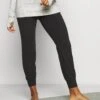Athleta Salutation - Trainingsbroek - Black -Dameskledingwinkel 8f2cab9057c24e15a793472f73e33f7e