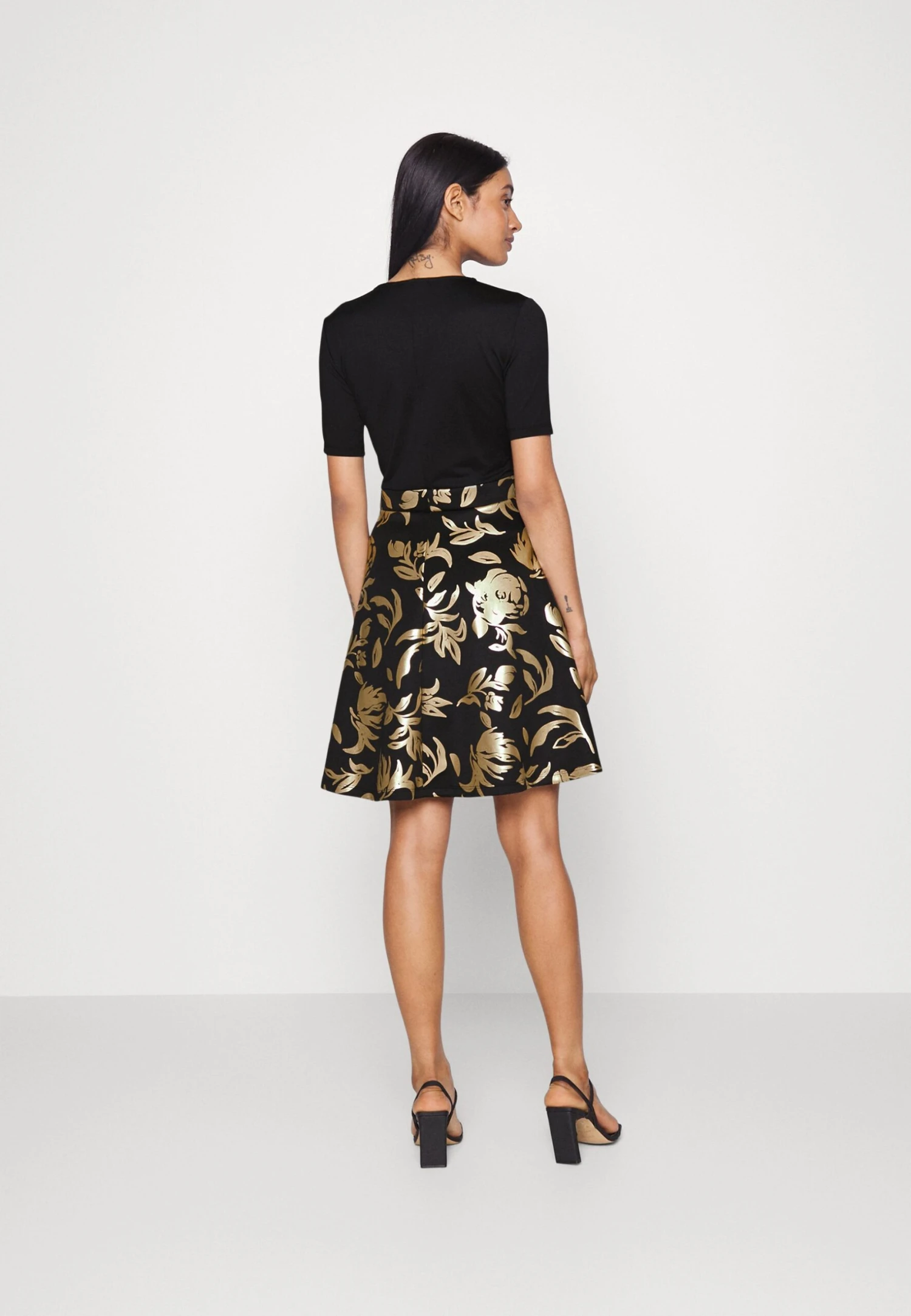 Anna Field Cocktailjurk - Black/Gold 5 Anna Field Cocktailjurk - Black/Gold - Afbeelding 3