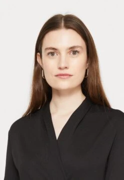 Anna Field Jerseyjurk - Black/White 11 Anna Field Jerseyjurk - Black/White -Dameskledingwinkel acc37d498b9b46f0b76c380eb80cceea