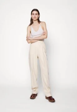 Filippa K Julie Trousers - Broek - Dusty Beige -Dameskledingwinkel b7bb46acd26d443485bb70aba89425c6