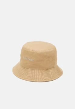Calvin Klein Must Bucket Hat - Hoed - Safari Mono 8 Calvin Klein Must Bucket Hat - Hoed - Safari Mono -Dameskledingwinkel c177908c625d4f7791f487f6fc4f4f06