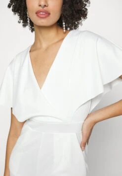 Wedding Betty V Neck Wrap - Jumpsuit - White 15 Wedding Betty V Neck Wrap - Jumpsuit - White -Dameskledingwinkel c881f6ba37fb47679d7c7bf7b789dc5f