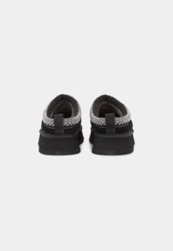 Ugg Tazz - Pantoffels - Nero -Dameskledingwinkel c983f7a8fa484ef09b6a5bc4a2135107