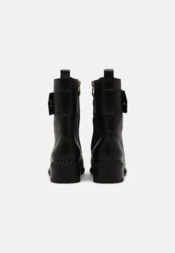 Tamaris Veterboots - Black/Gold -Dameskledingwinkel c9a03b5922cd4a4e8143e369f6a7e694