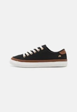 Wide Fit - Sneakers Laag - Black -Dameskledingwinkel da94df4d9d0d4212a71a58a0141b869a