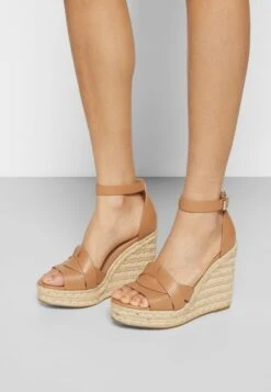 Steve Madden Sivian - Sandalen Met Hoge Hak - Camel 12 Steve Madden Sivian - Sandalen Met Hoge Hak - Camel -Dameskledingwinkel daf19e6f2cf1455f97e29475188049aa